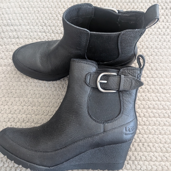 UGG Women's Black Wedge Ankle Boots - Picture 1 of 10